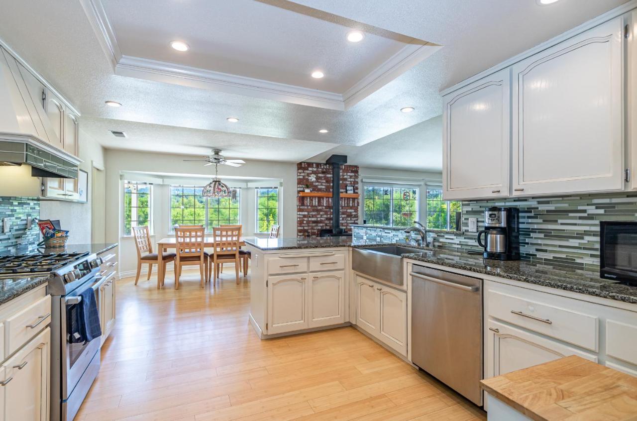 Spectacular Views W/ Hot Tub/Bbq -Yosemite & Bass Lake Oakhurst Exterior photo